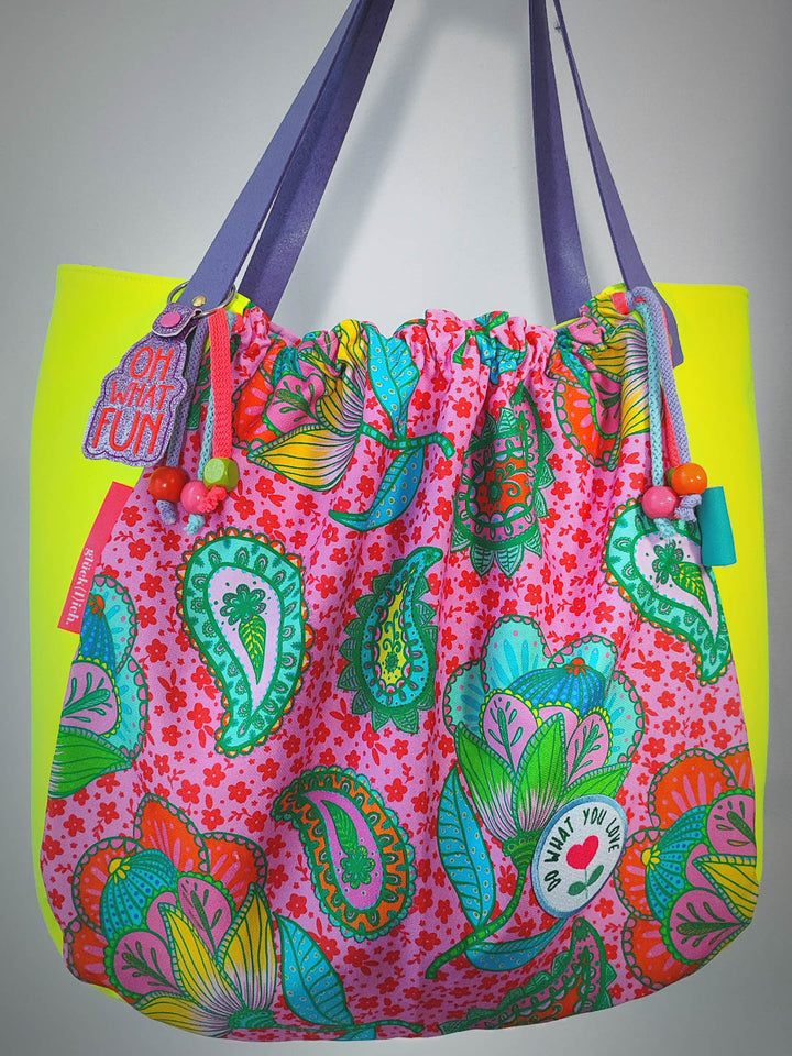 J&amp;J Canvas Oh So Boho pink