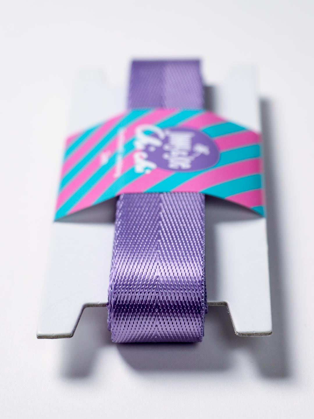 J&amp;J Gurtband Shiny fishbone 25mm lilac