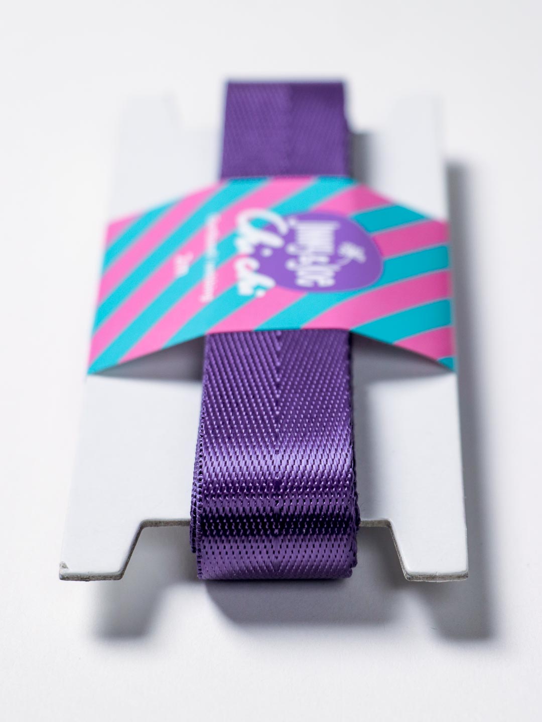 J&amp;J Gurtband Shiny fishbone 25mm lila