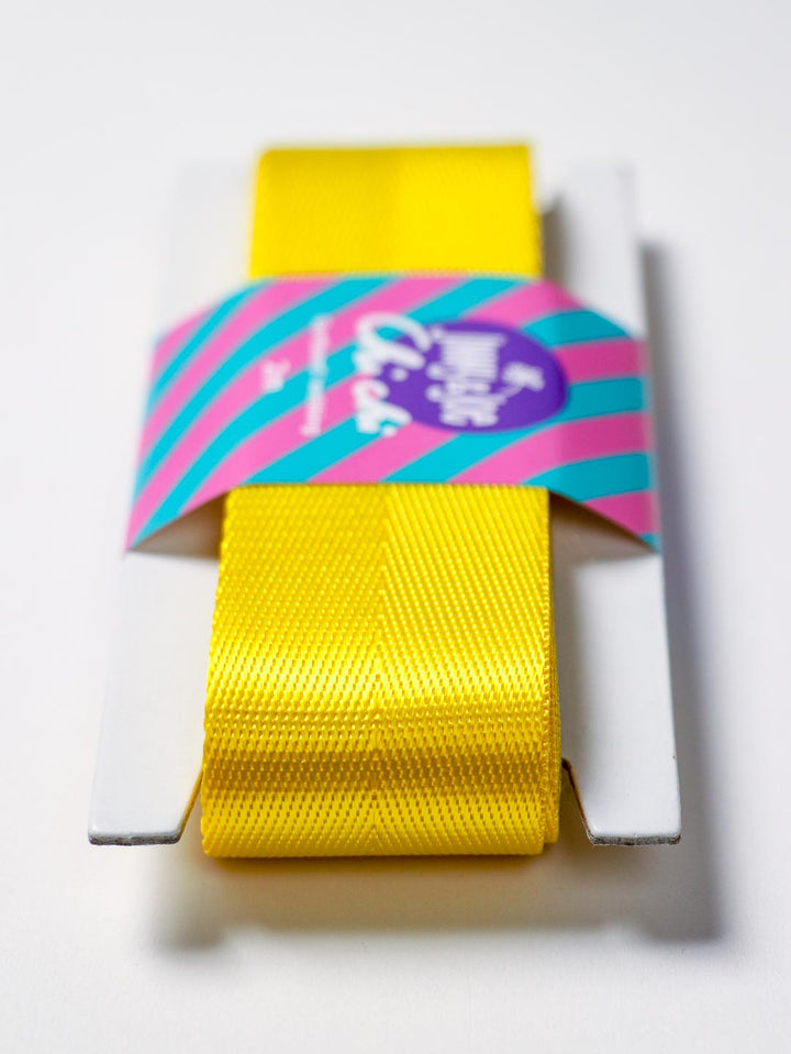 J&amp;J Gurtband Shiny fishbone 38mm gelb