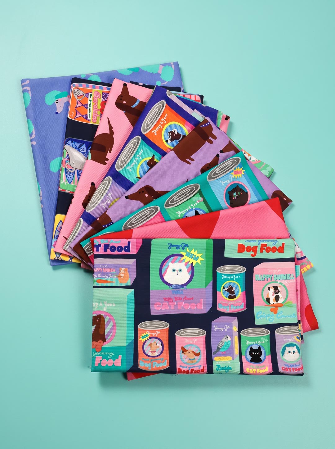 J&amp;J Bio Canvas Fat Quarter Bundle Cats and Dogs