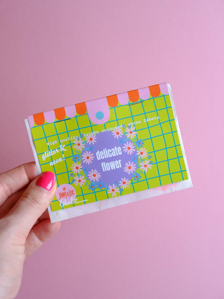 J&amp;J Web-Labelz Delicate Flower