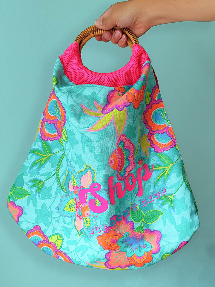 J&amp;J Bio Canvas Fabulous Flowers aqua
