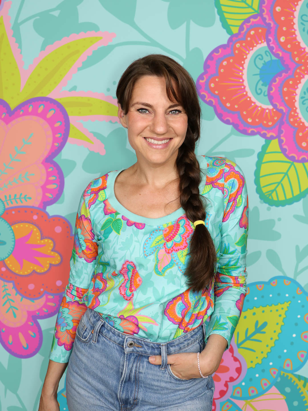 J&amp;J Bio Jersey Fabulous Flowers aqua