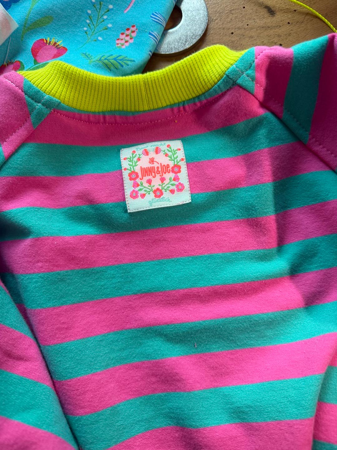 J&amp;J Bio French Terry Ringelz emerald-hot pink