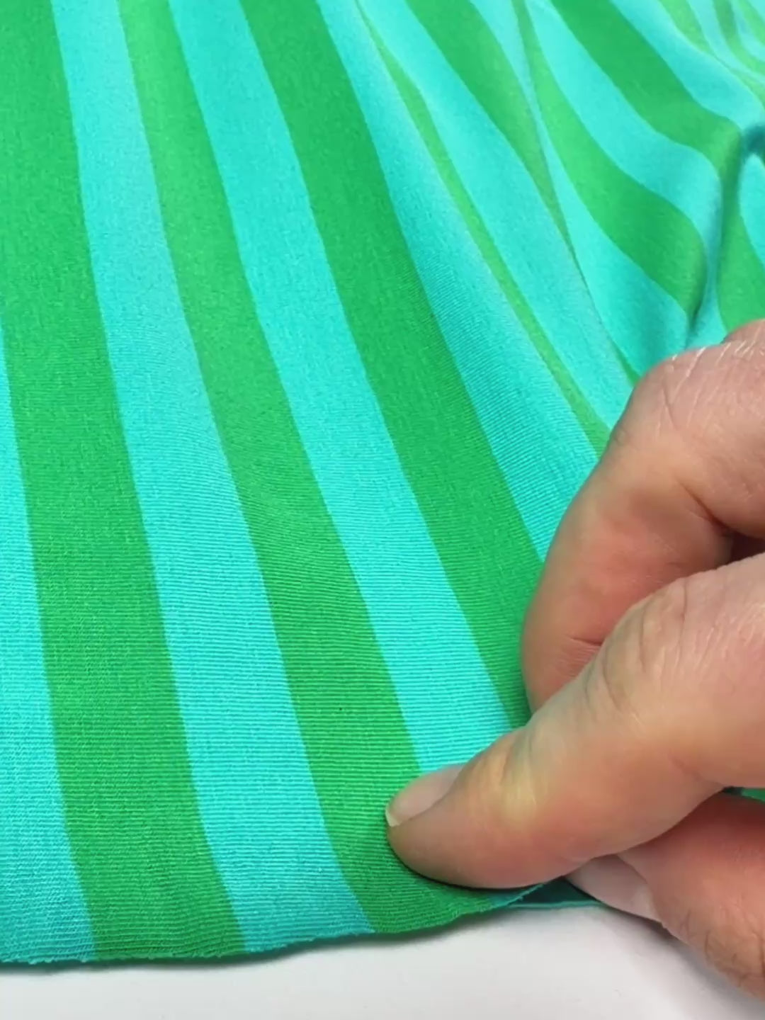 J&amp;J Bio Jersey Ringelz emerald-grün