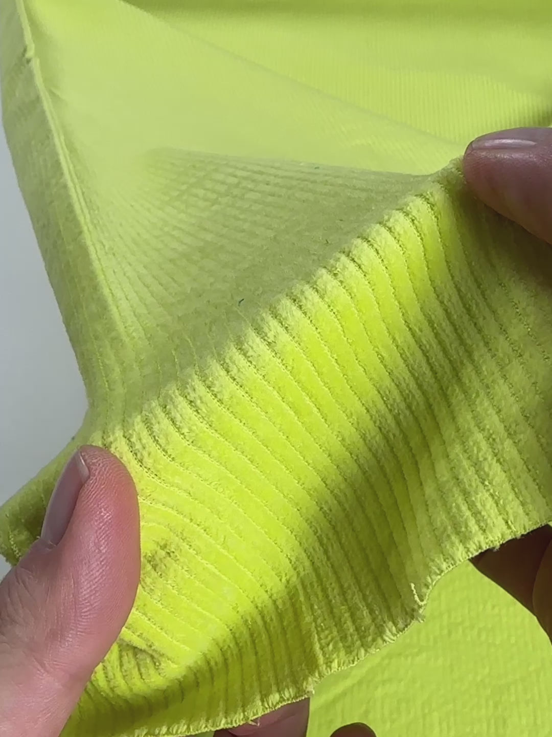 J&amp;J Cord Uni 6W Stretch zitrone
