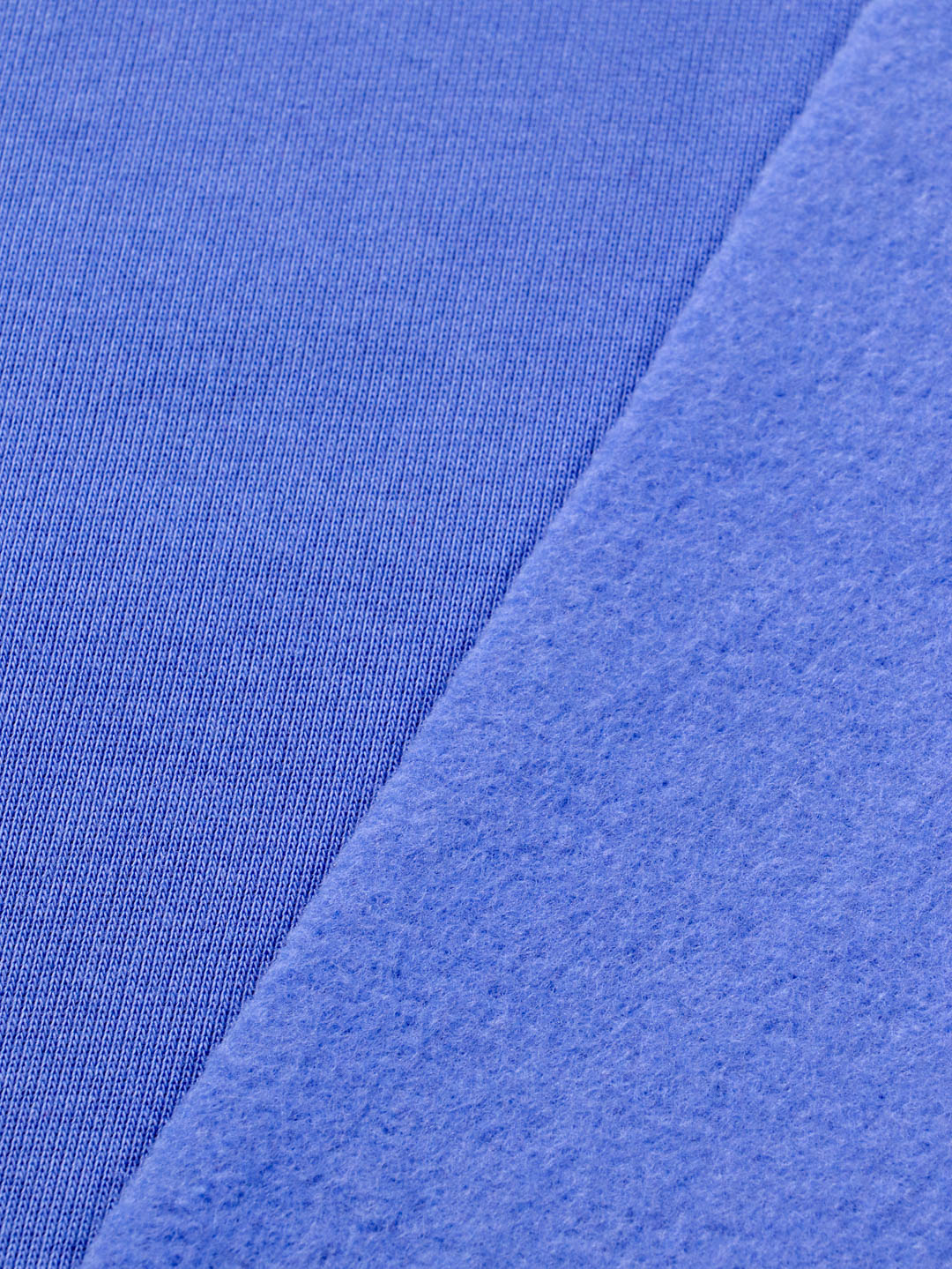 J&amp;J Kuschelsweat uni blueberry extrabreit