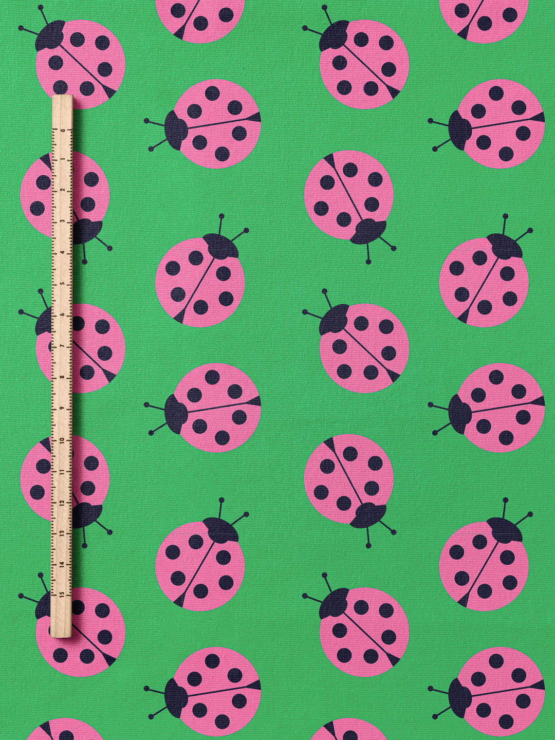 J&amp;J Jersey Ladybug hellgrün