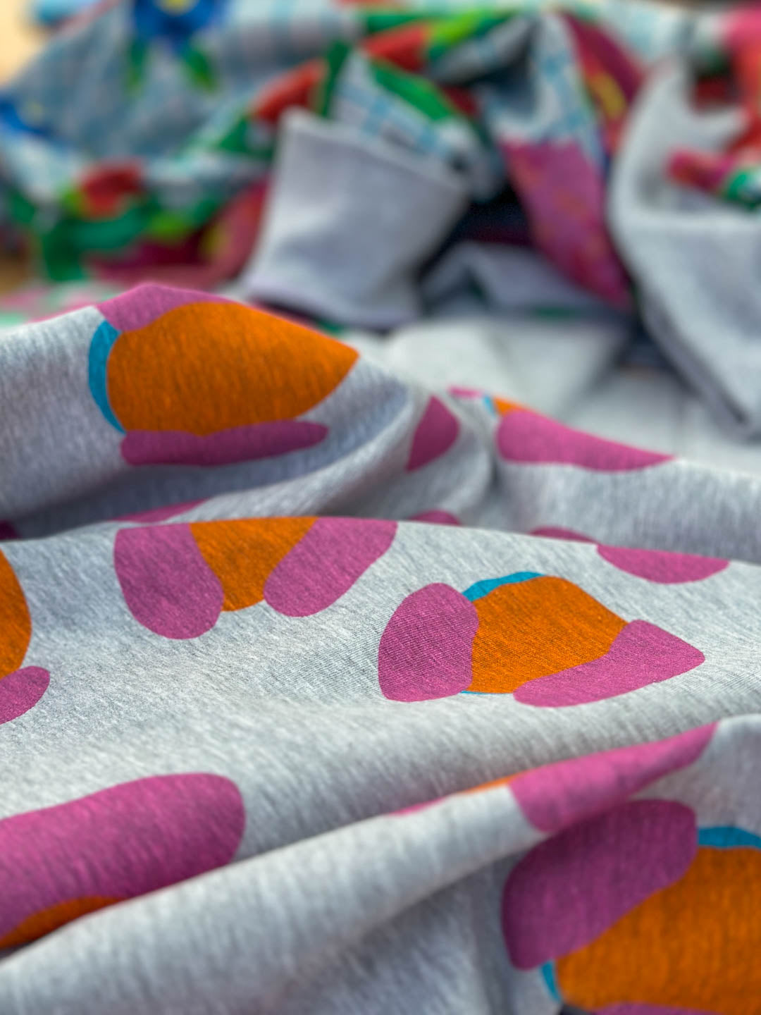 French Terry Leo Excentric melange pink extrabreit