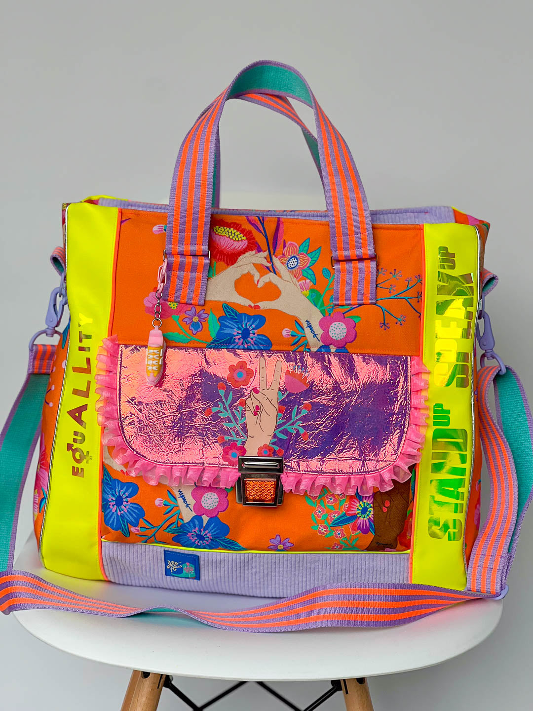J&amp;J Canvas little Sisterhood orange