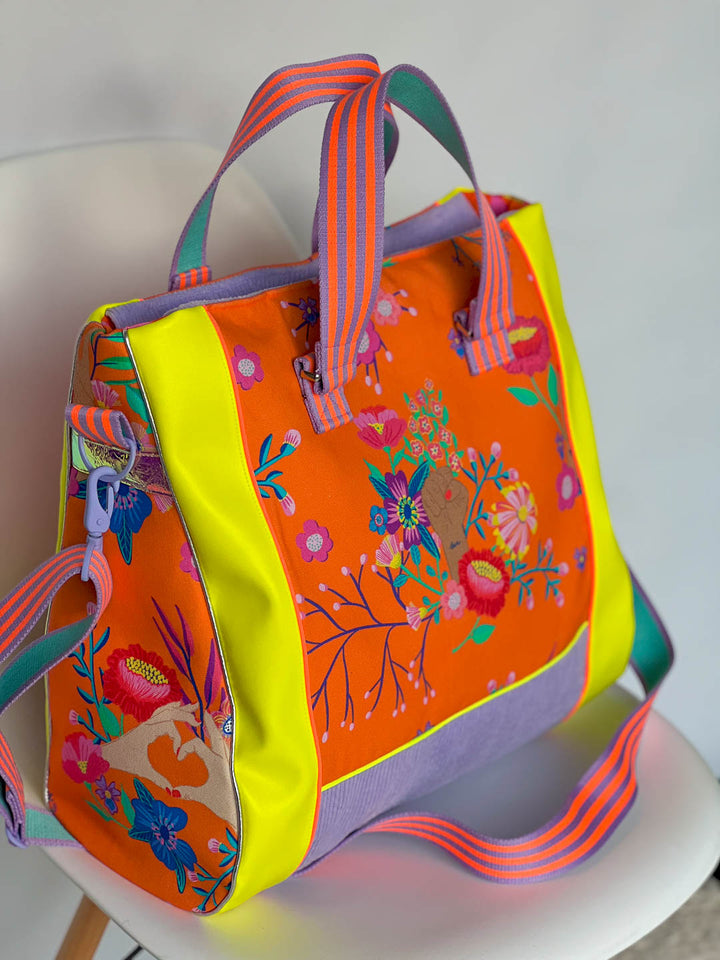 J&amp;J Canvas little Sisterhood orange