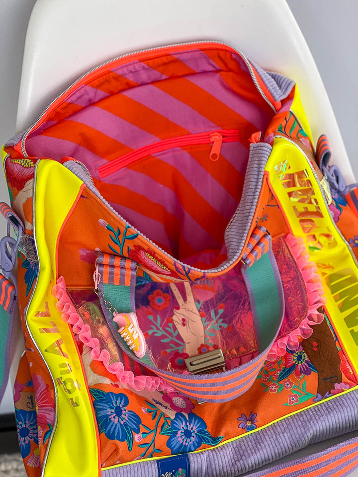 J&amp;J Canvas little Sisterhood orange